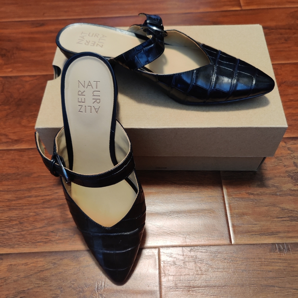 Black flats